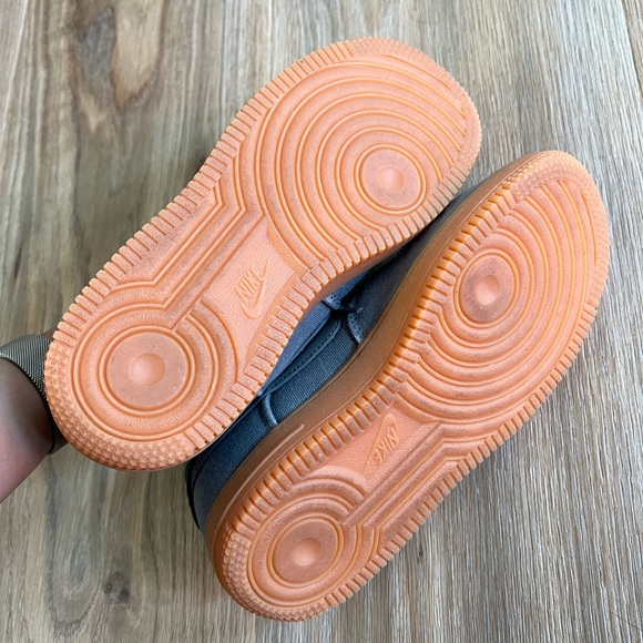 Nike Air Force 1 LV8 size 3Y US UK 2.5 EUR 35 - Picture 5 of 7